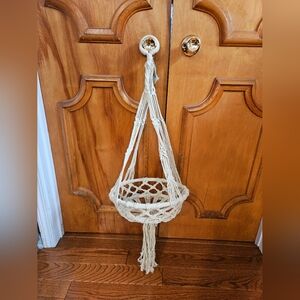 Macrame plant hanger holder new